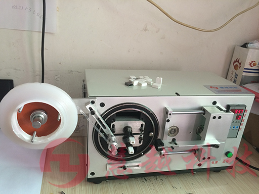 USB自動包膜機(jī) USB自動包膜機(jī)